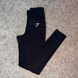 Black gym shark leggings